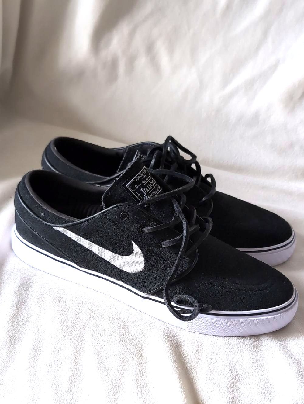 NIKE SB ZOOM JANOSKI OG+ BLACK WHITE Suede